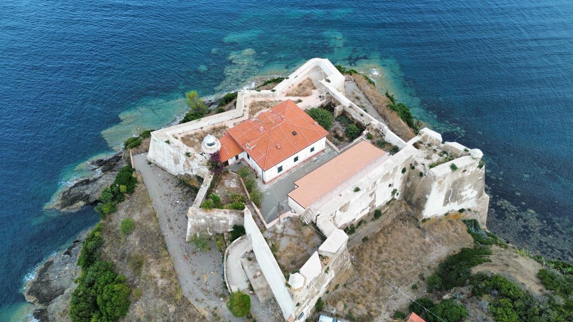 Casa Anna - Capo Perla Apartments Каполівері Екстер'єр фото